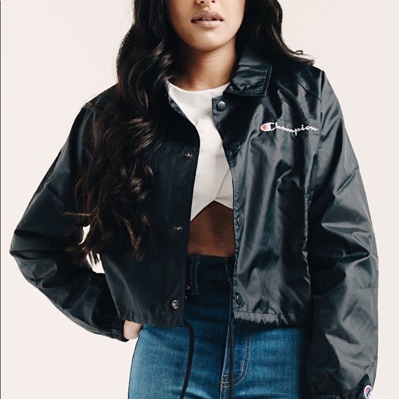 champion cropped windbreaker